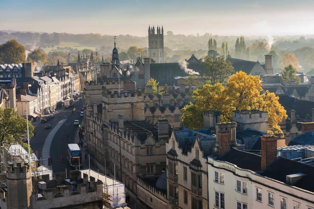 Modern 2-Bed Apartment With Balcony, Close To Oxford City Centre With Free Parking Exterior photo
