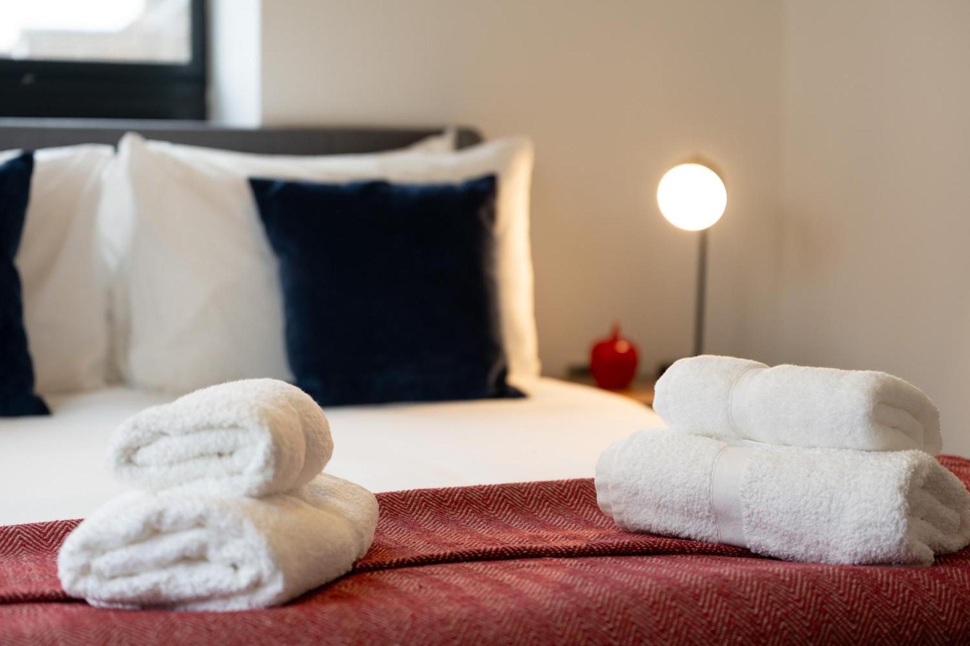 Modern 2-Bed Apartment With Balcony, Close To Oxford City Centre With Free Parking Exterior photo