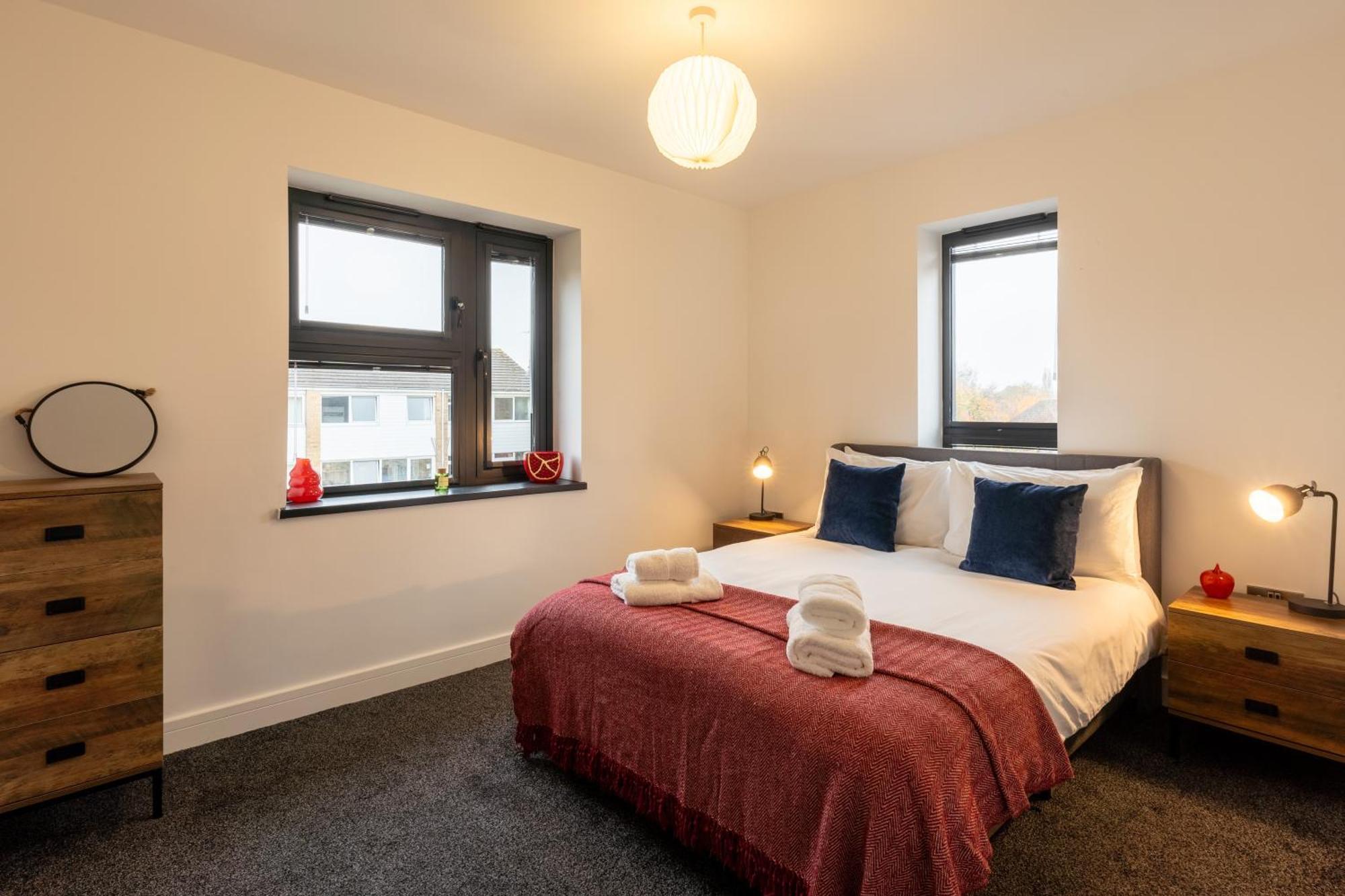 Modern 2-Bed Apartment With Balcony, Close To Oxford City Centre With Free Parking Exterior photo